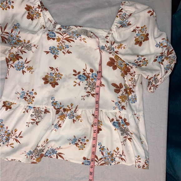 Loft Outlet Floral Raglan Sleeve Top Size Medium - Picture 5 of 13
